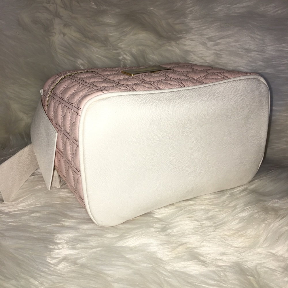 Betsey Train Case pink quilted bag bow hearts 💕 - Picture 8 of 8